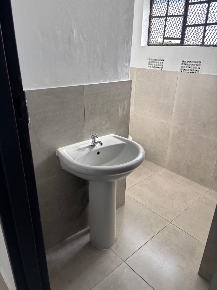To Let Commercial Property for Rent in Woodbrook Eastern Cape